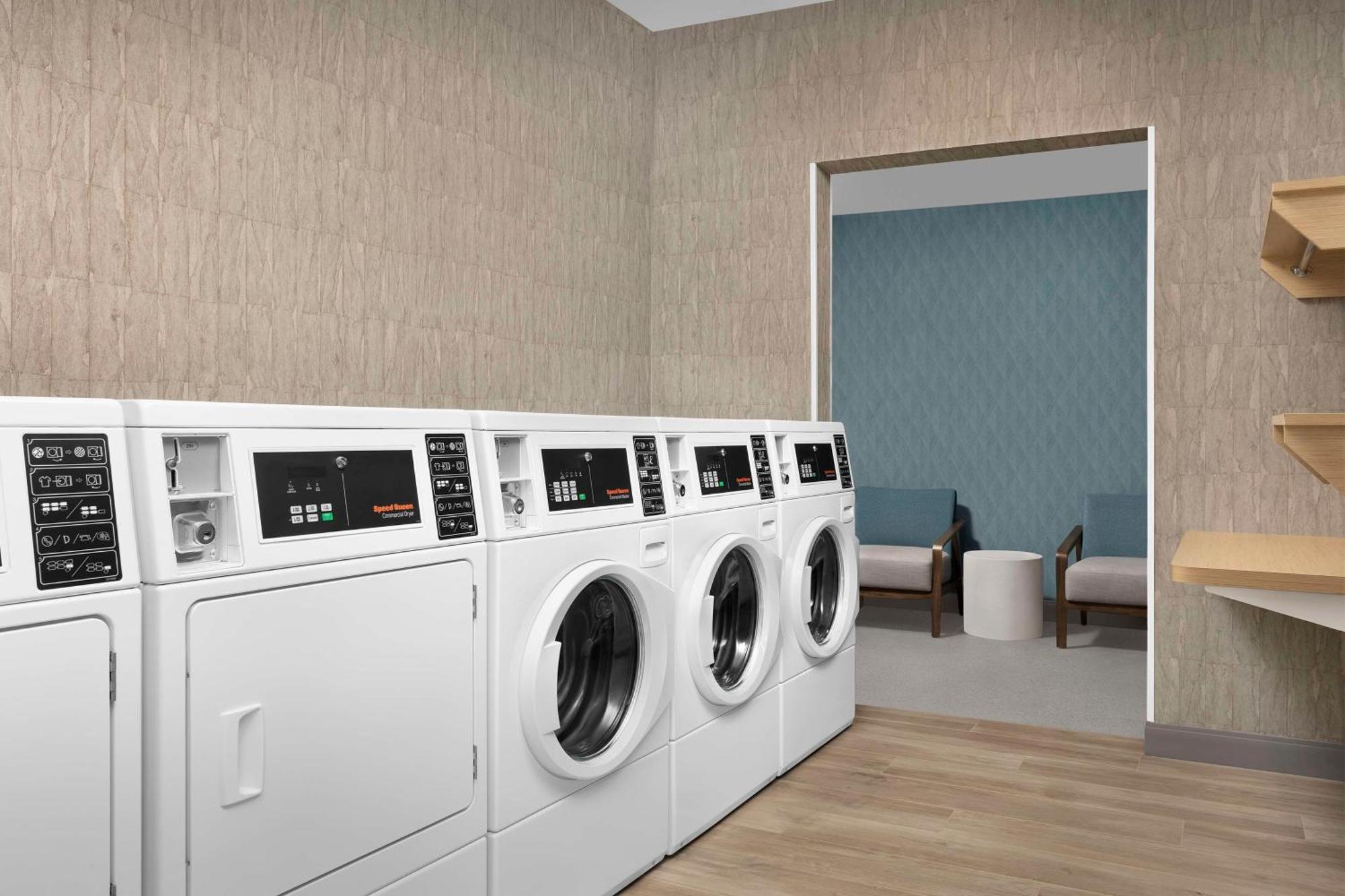 Home2 Suites By Hilton فولز تشيرش المظهر الخارجي الصورة