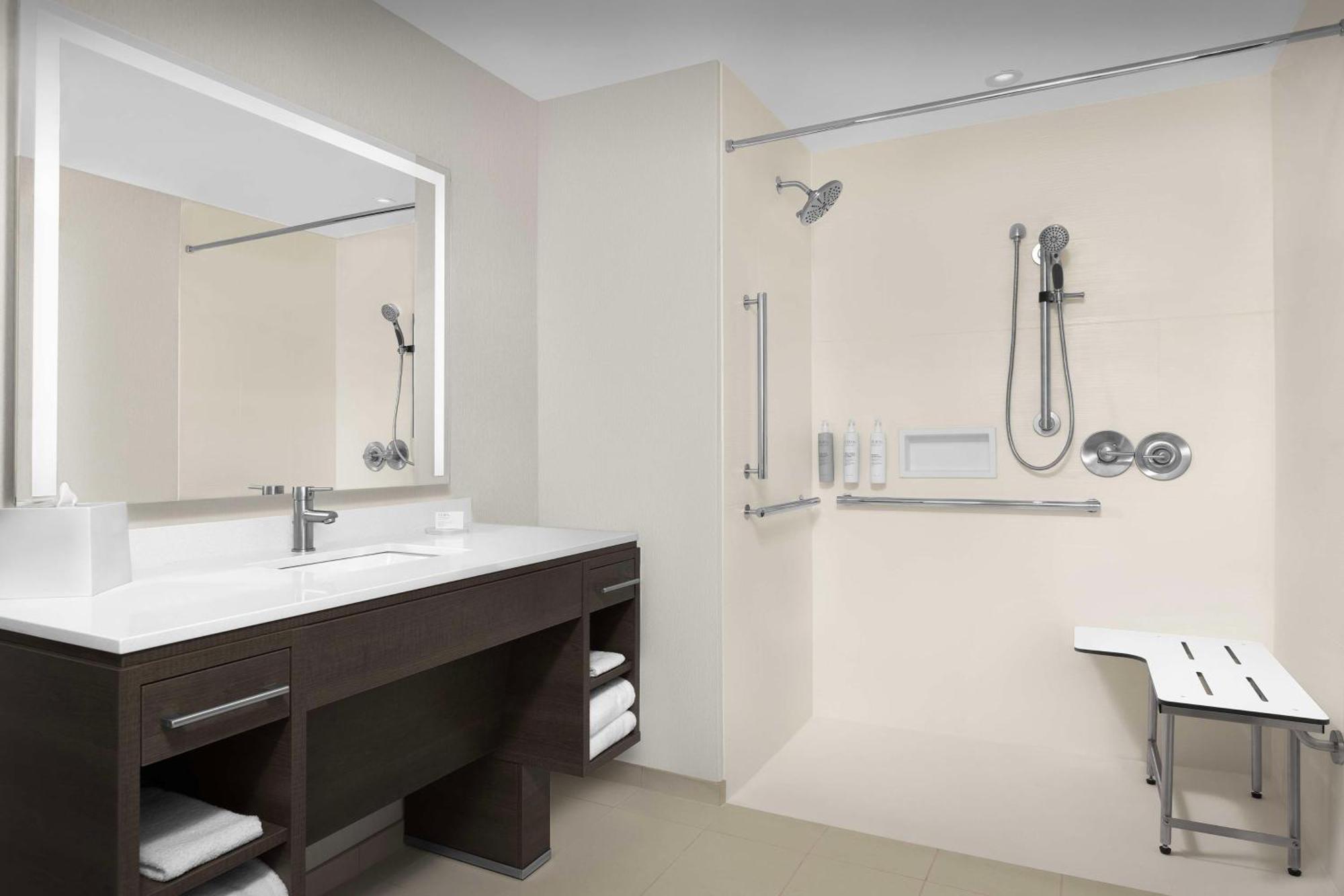 Home2 Suites By Hilton فولز تشيرش المظهر الخارجي الصورة
